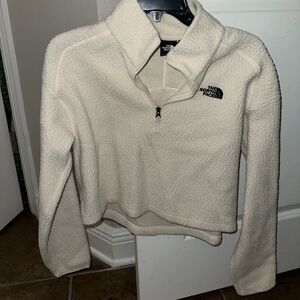 North Face Cropped Sherpa Fleece Pullover size M